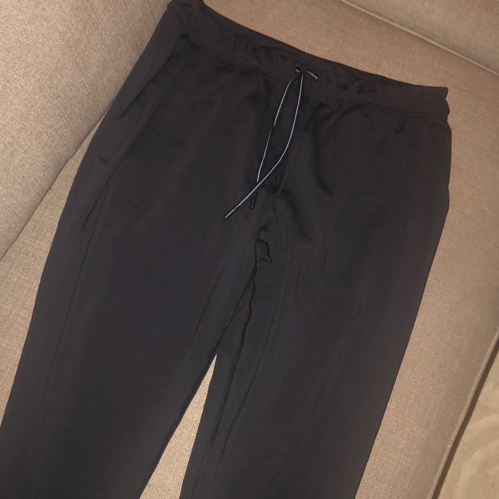 Like new Jet Crop Slims - Lululemon